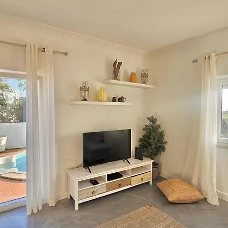 Yellow House Ericeira Σπίτι διακοπών *
