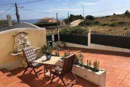 Yellow House Ericeira *