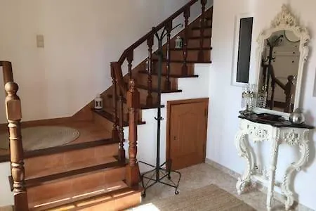 Ferienhaus Yellow House Ericeira