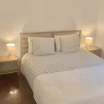 Yellow House Ericeira بيت للعطل *