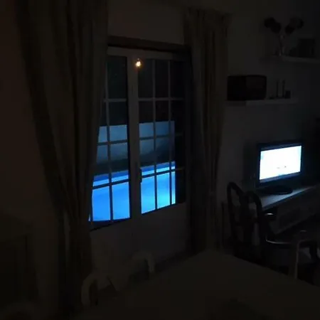 Yellow House Ericeira