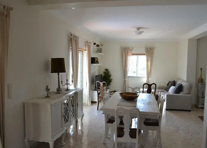 펜션 Yellow House Ericeira